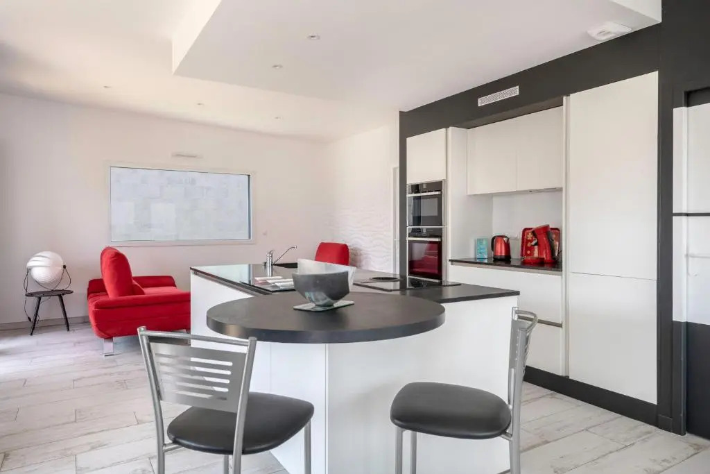 Maison moderne pour 4 personnes a Saint-Gildas-de-Rhuys