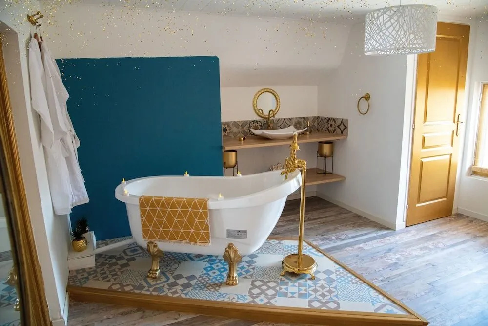 Aux 3 Nuances Suites Privatives & Spa