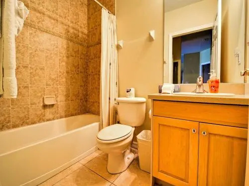 Harborview Grande 604