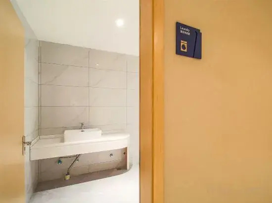 Yuntian Hotel (Heyuan High-tech Zone)