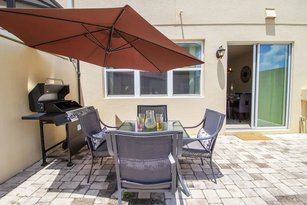 Compass Bay 3133