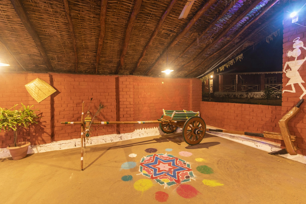Pachmarhi Foothill Cottages by Vanyum