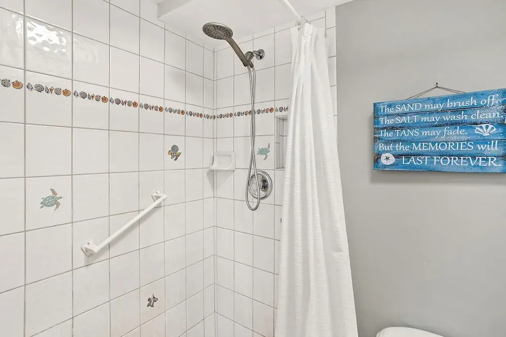 Kamaole Nalu 305 - Breathtaking Ocean Views, Renovated, Ocean Front, Split AC!