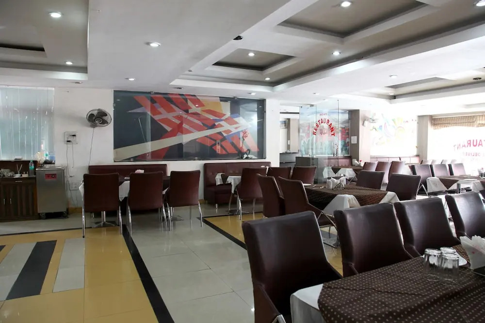 OYO 3075 Hotel RK Residency