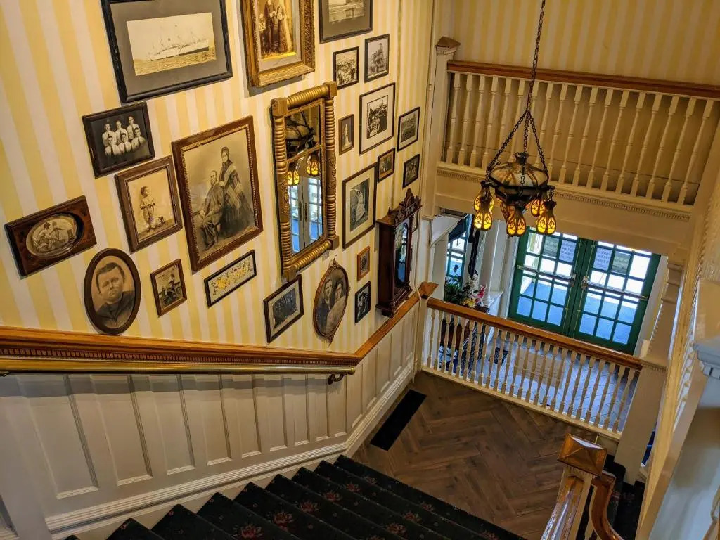 Murray Hotel