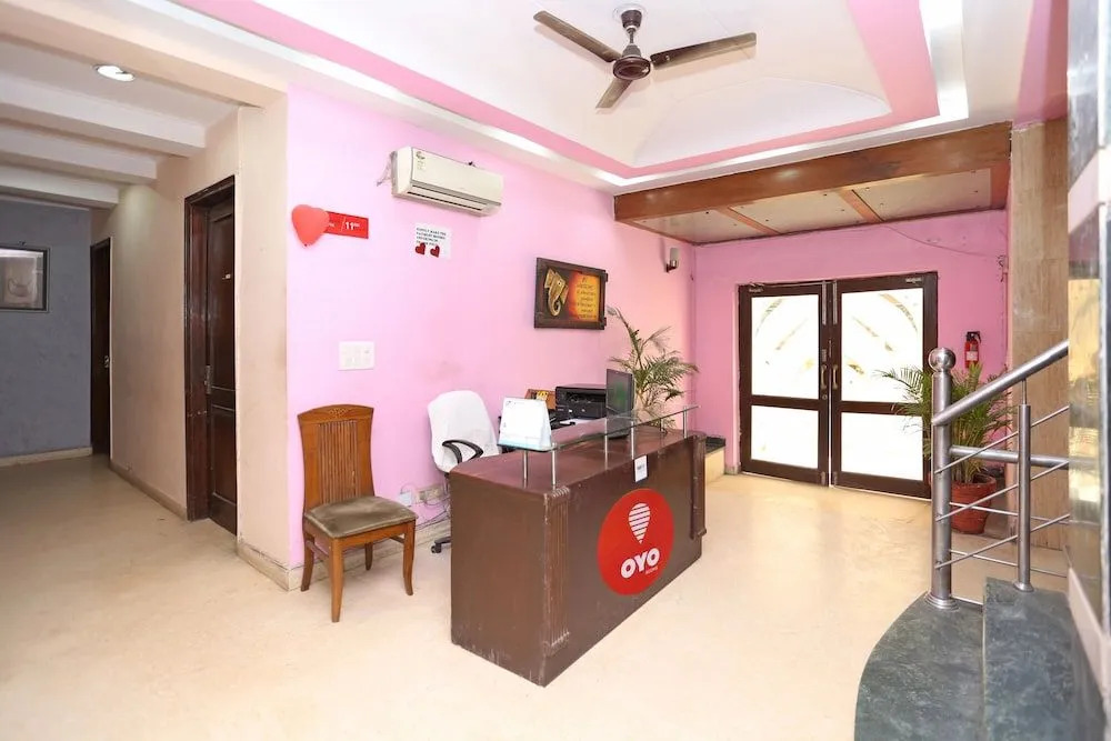 OYO 641 Grand Place