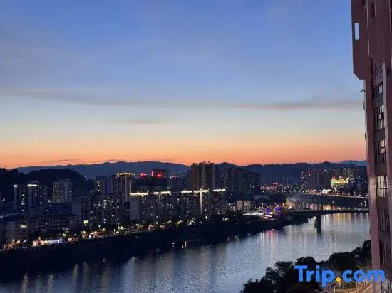 Zhangjiajie Fanbowan Hotel (Tianmen Mountain National Forest Park Dayong Ancient City Branch)