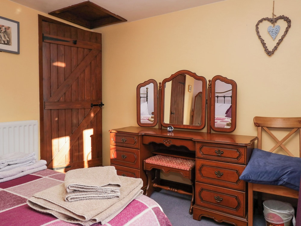 Tethera Cottage
