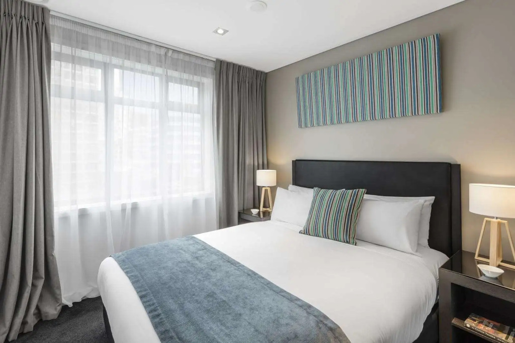 Отель Oaks Auckland
