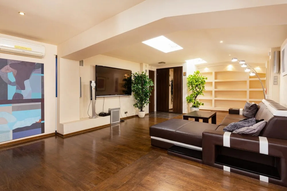 Central flat at plac Konstytucji