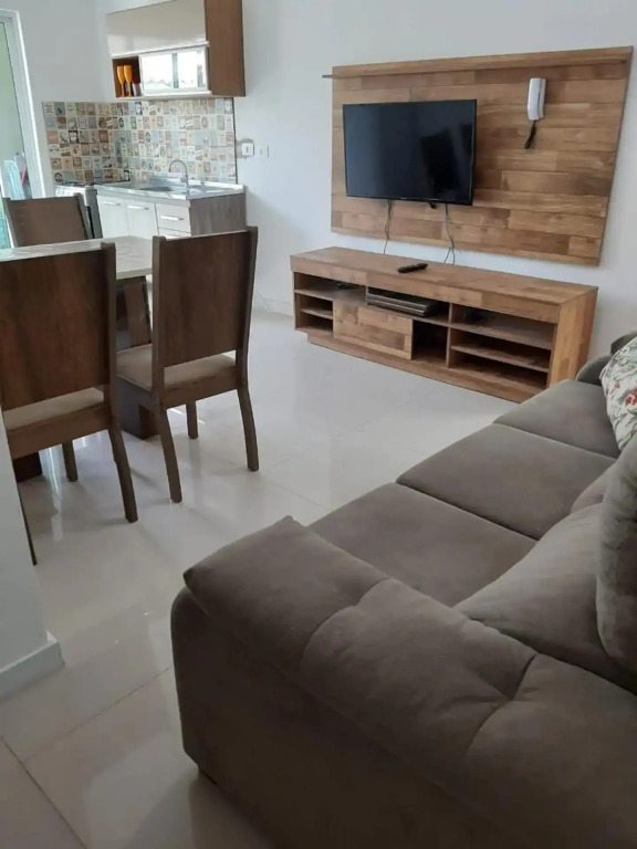 Excelente apartamento em Caiobá/PR a 450 m do mar!