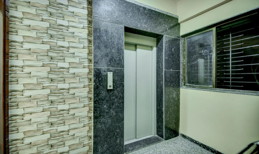 Treebo Sayaji Residency