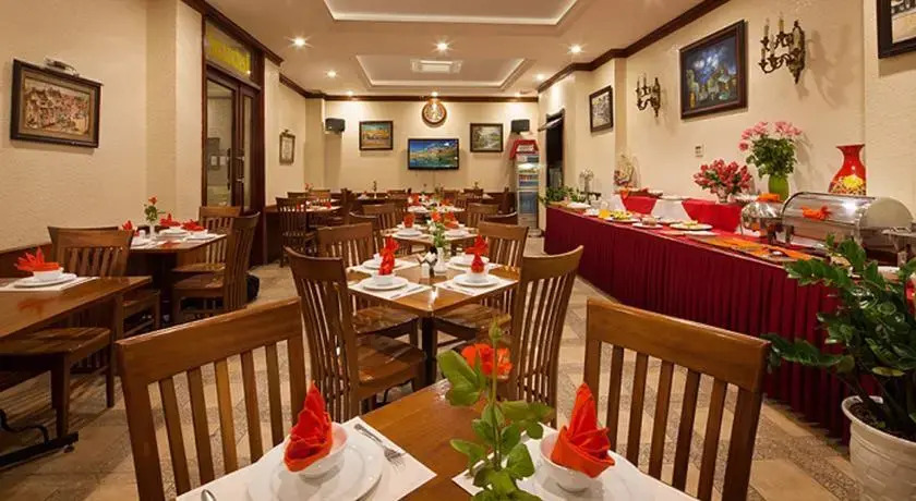 Nhat Tien Hotel