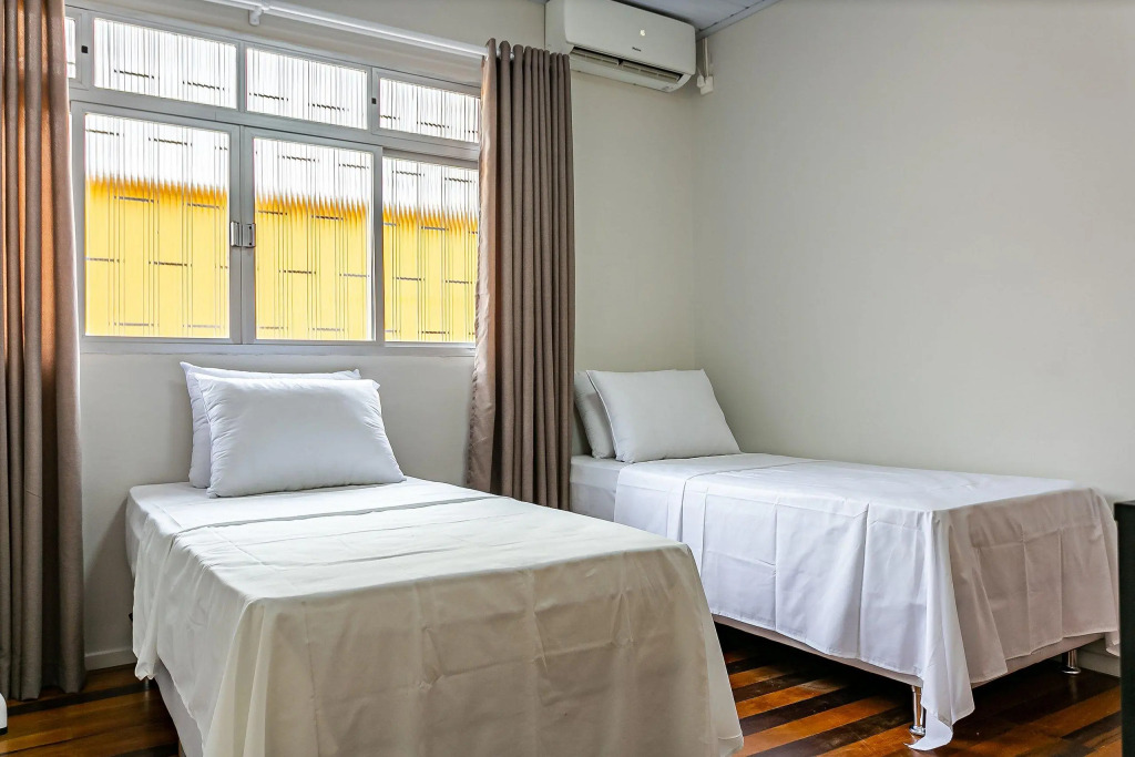 Casa Em ótima Localização No Centro Vise059