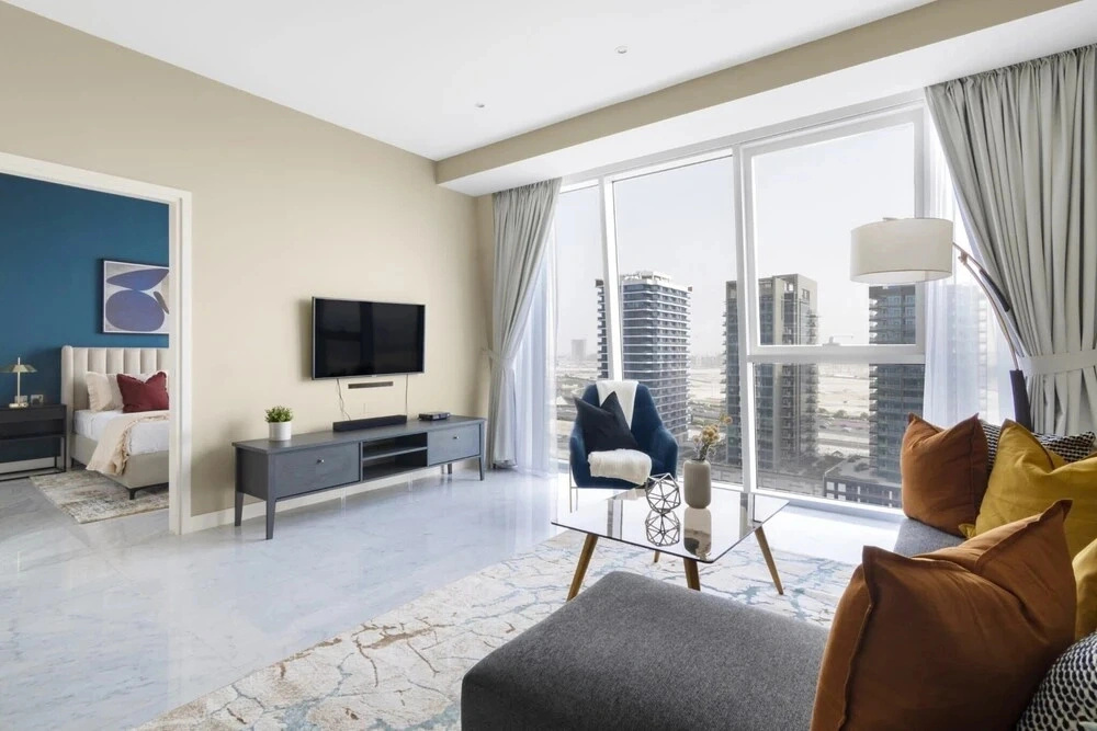 Silkhaus Modern Pad With Canal View Business Bay
