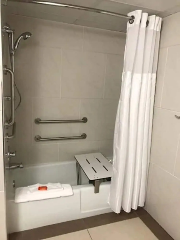Crowne Plaza Bloomington-normal