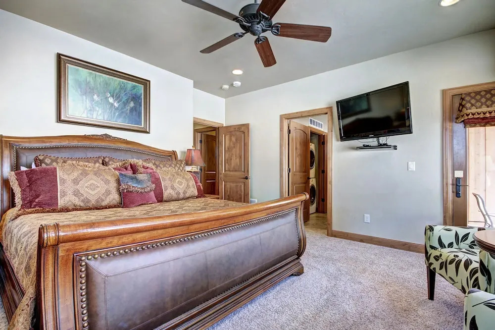 Lofty Fox Villa Townhouse