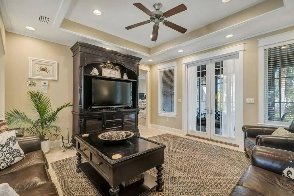 Beach Club Cottage 23 - Luxurious Private Home
