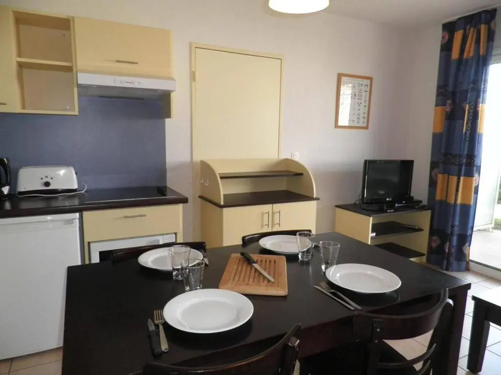 Appartement Gruissan, 2 pièces, 4 personnes - FR-1-229-372