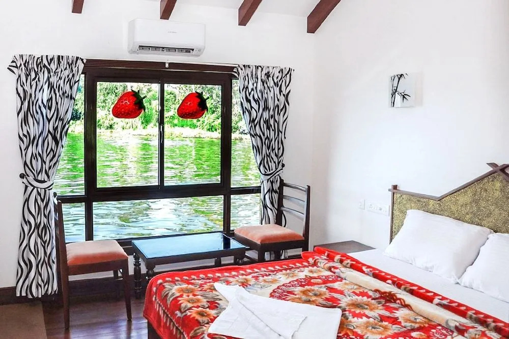GuestHouser 1 BR Houseboat ee6e