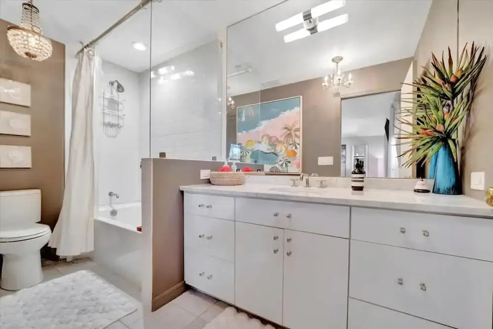 The Royale 2B 4B Luxury Garden Pool Yoga Room