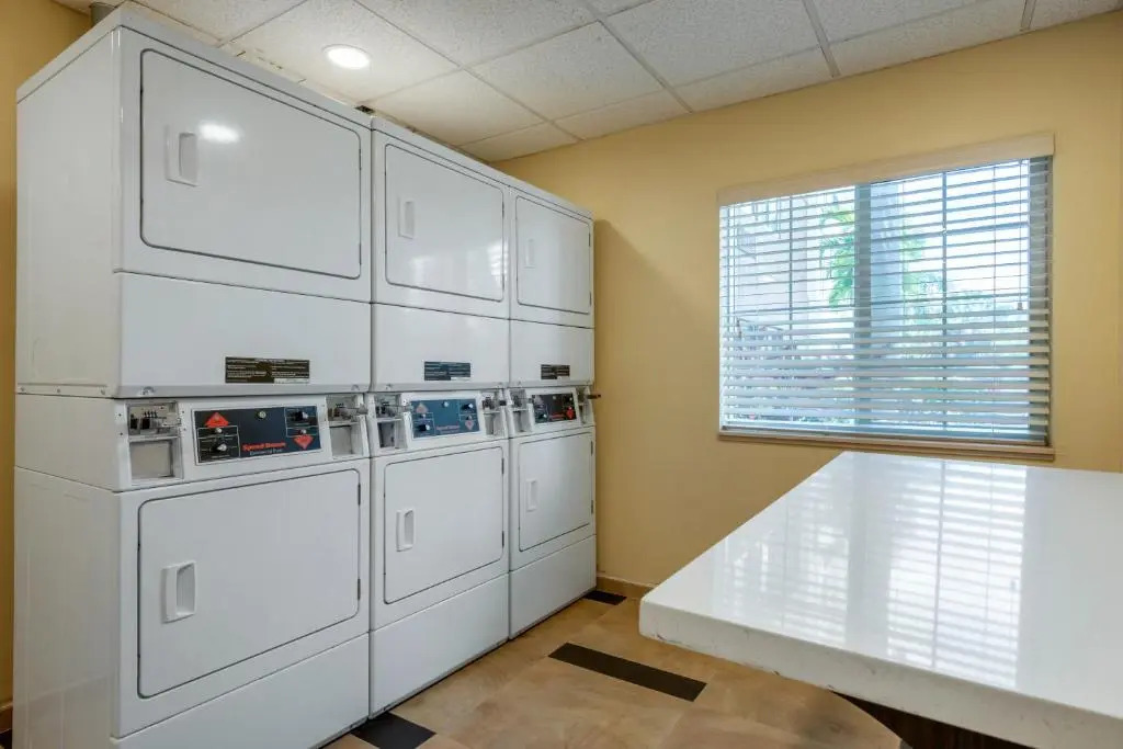 Candlewood Suites Fort Myers/Sanibel Gateway by IHG