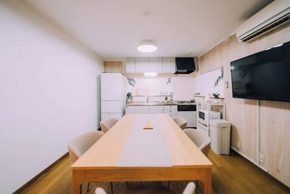 5BDR 1.5BA Osaka Castle House