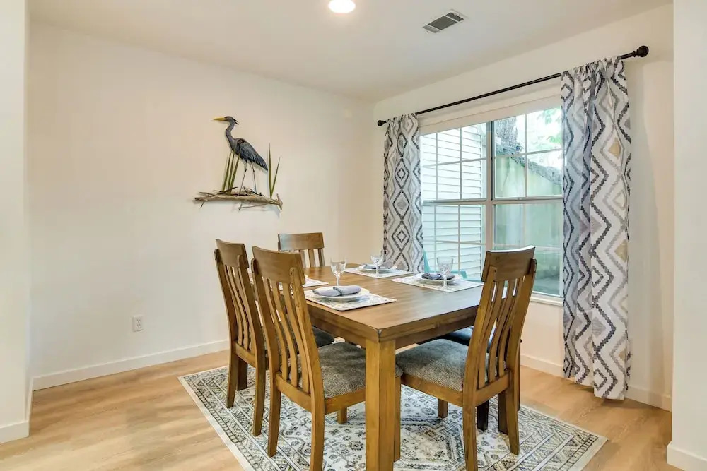 Branson Condo w/ Screened Patio, Pool Access