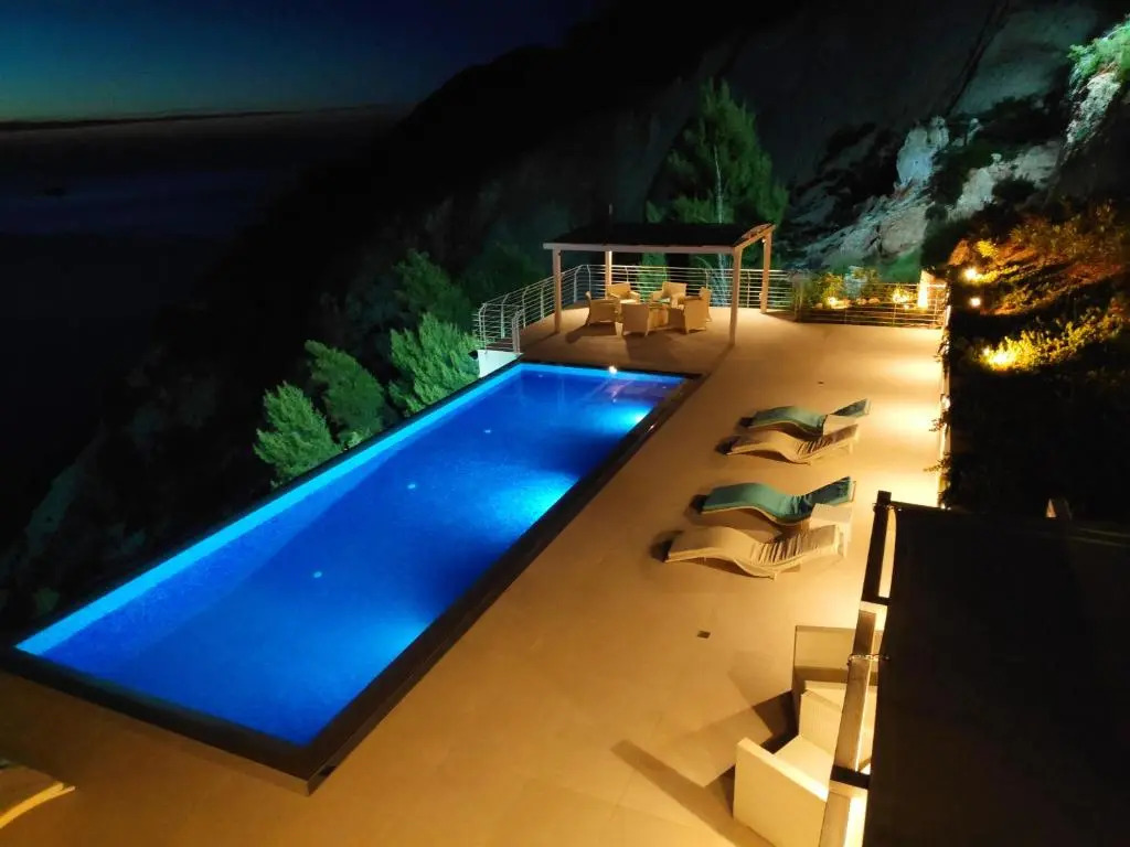 Okeanos Vine Luxury Villa