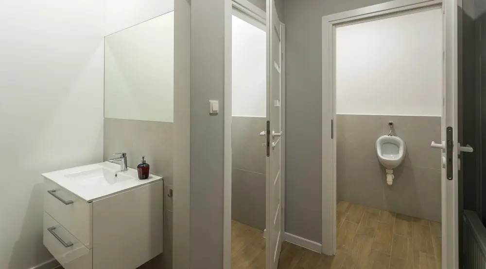 Apartments with Event Space & Hot Tub