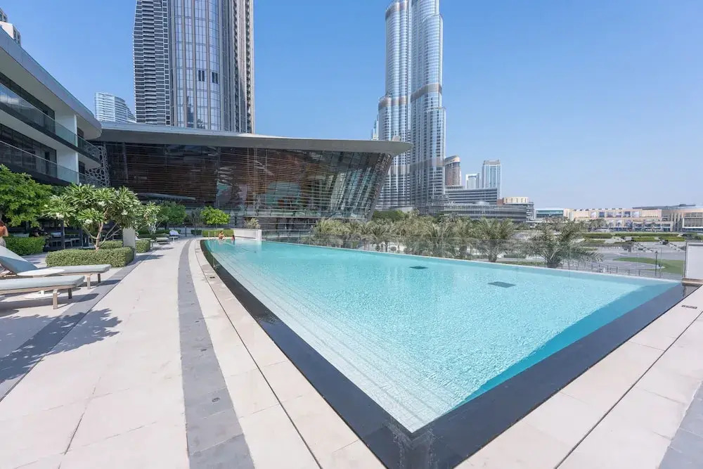 Cozy 2-bedroom Apartment Perfect for Family in Downtown With Burj Khalifa Views