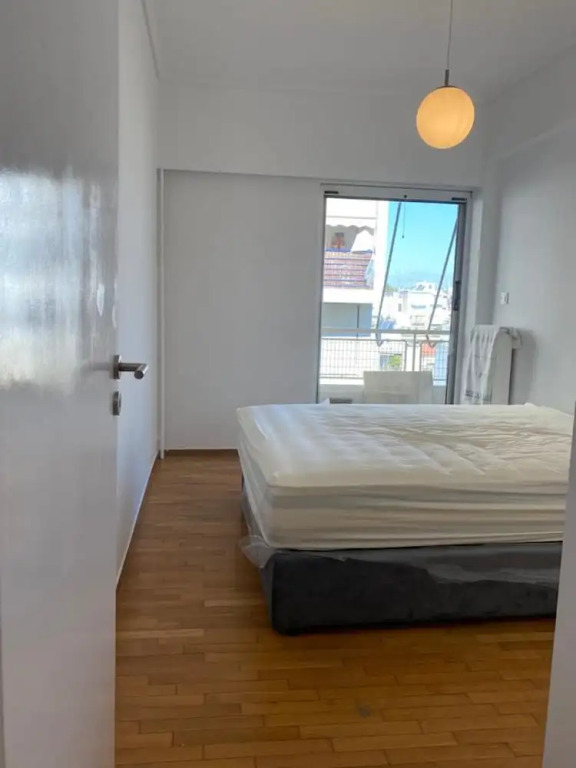 Charming Renovating Mets Apartment Athina