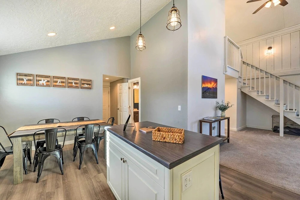 Centrally Located Pinedale Vacation Rental