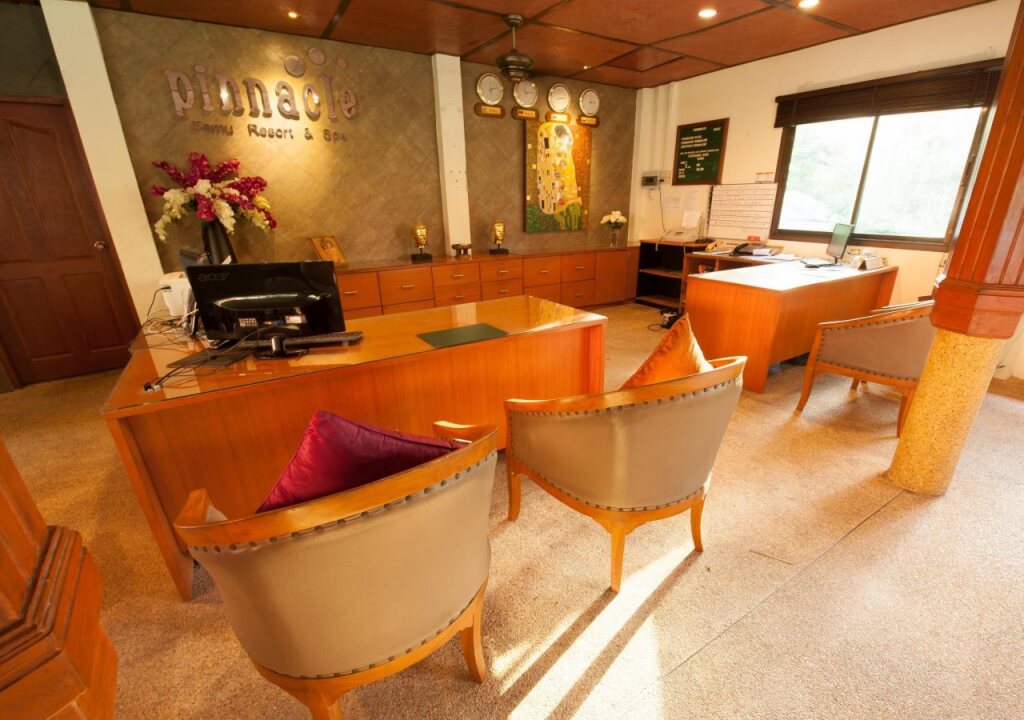 Pinnacle Samui Resort