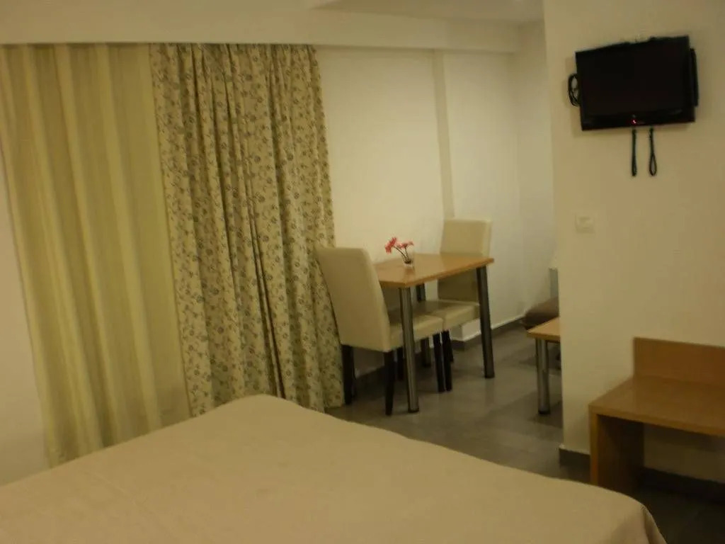 Mimosa Suites