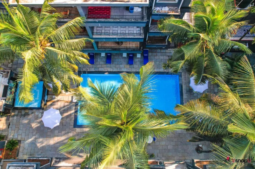 Oyo Premium Candolim Beach