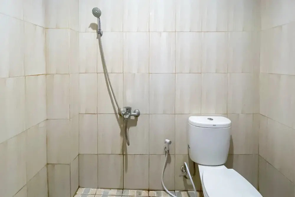Urbanview Hotel Grand Seven One Kota