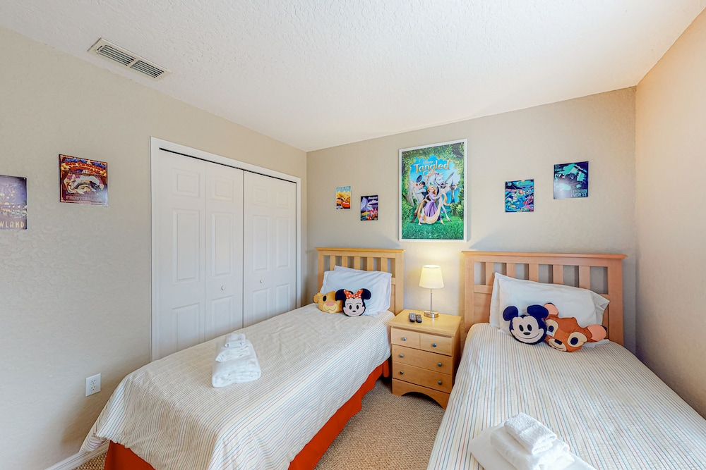 Sunny Oasis Townhouse in Davenport With Resort Amenities, Near Disney