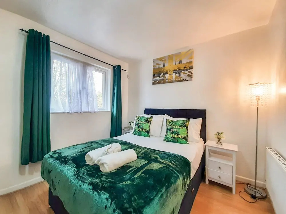 I Luv London Too! 1bed Stunnin Home Sleeps 3!