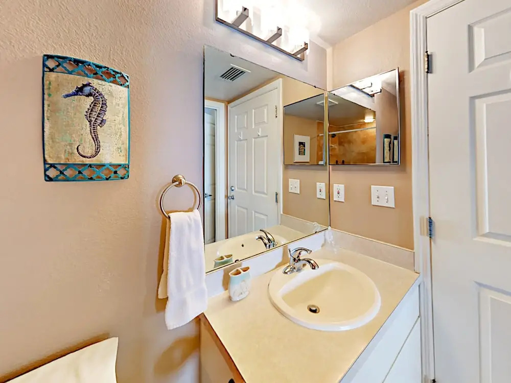 Sunny Unit #L31 - 2 Br Condo