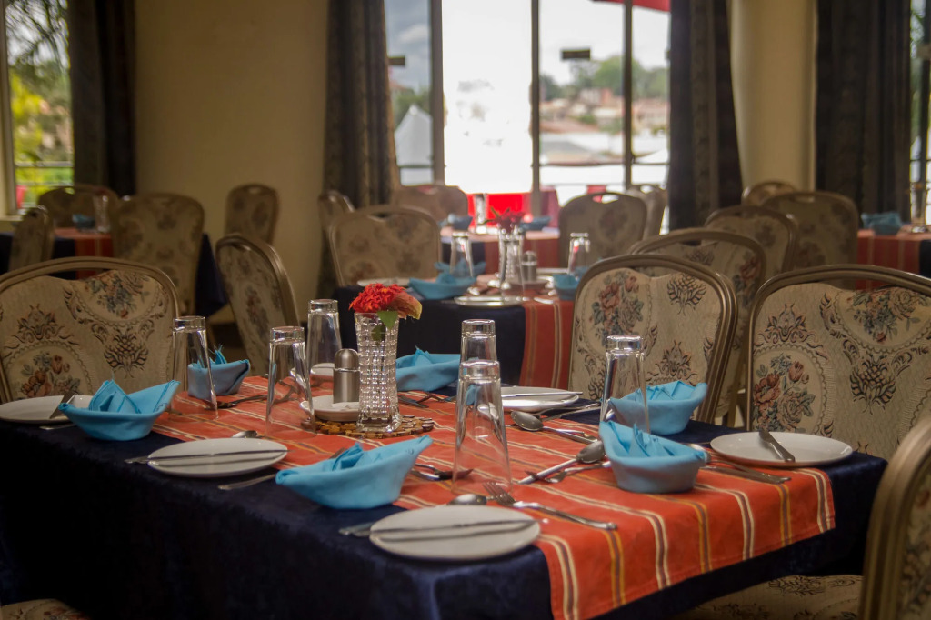Grand Global Hotel