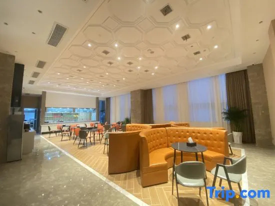 Vienna International Hotel (Jiujiang Pengze Kangyang Branch)
