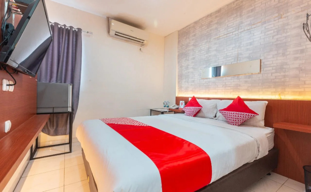 OYO 1737 Hotel Celvasha