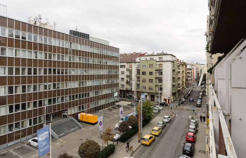 Peters Apartments