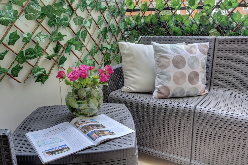 SAN GIOVANNI Appia Park - Stylish apartment with balcony - Metro A - 10 min City Center