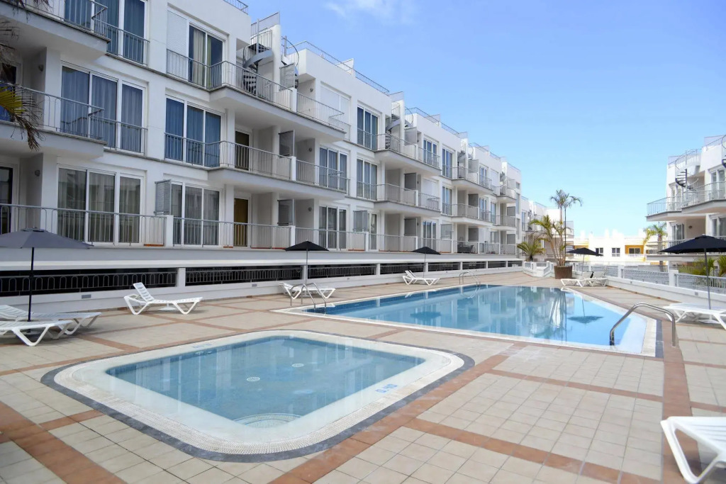 Arena Suites