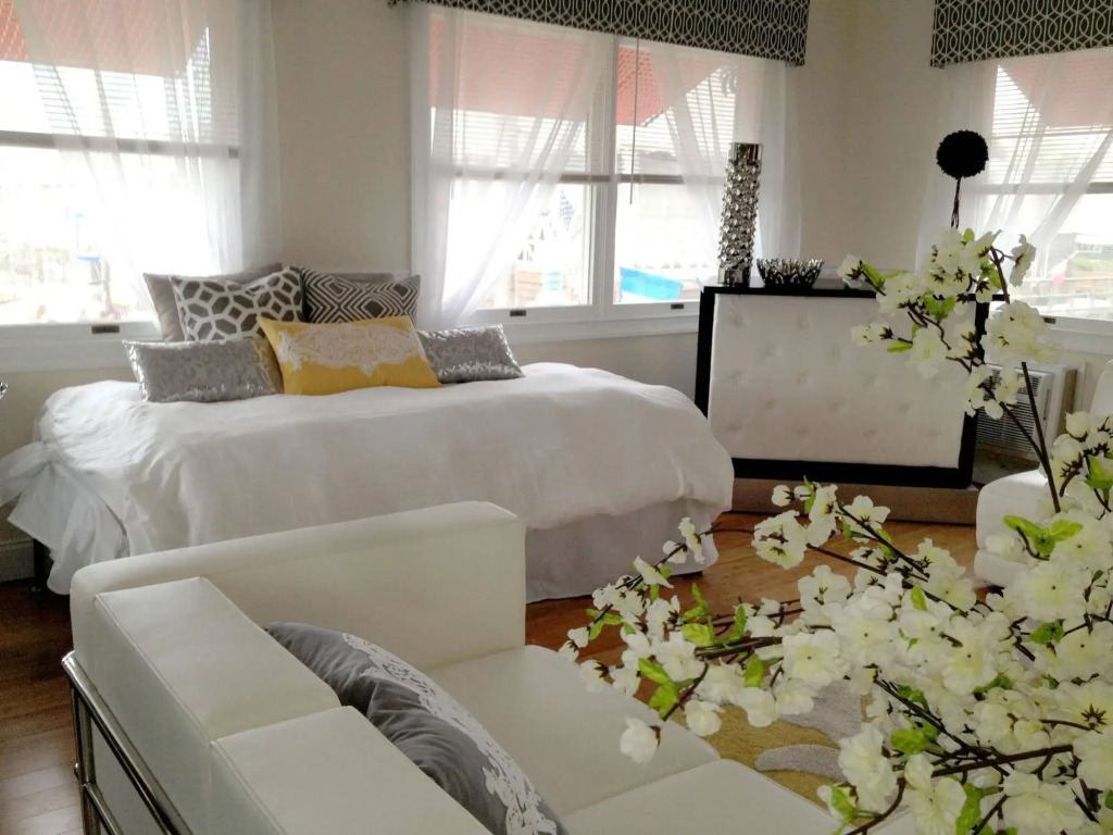 The Palms Hotel Fire Island