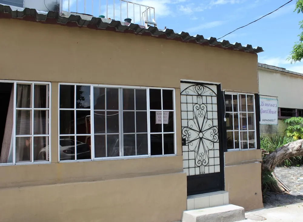 Ximena s Guest House