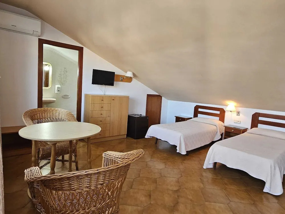 Hotel Blue Spot