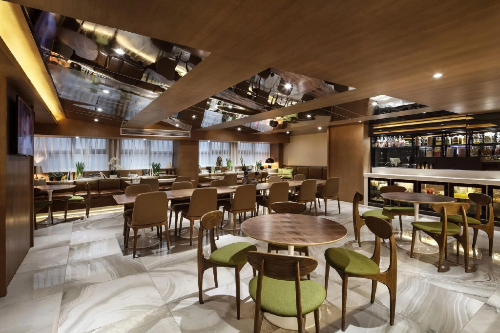 IU Hotel Chongqing Longtou Temple North Railway Station